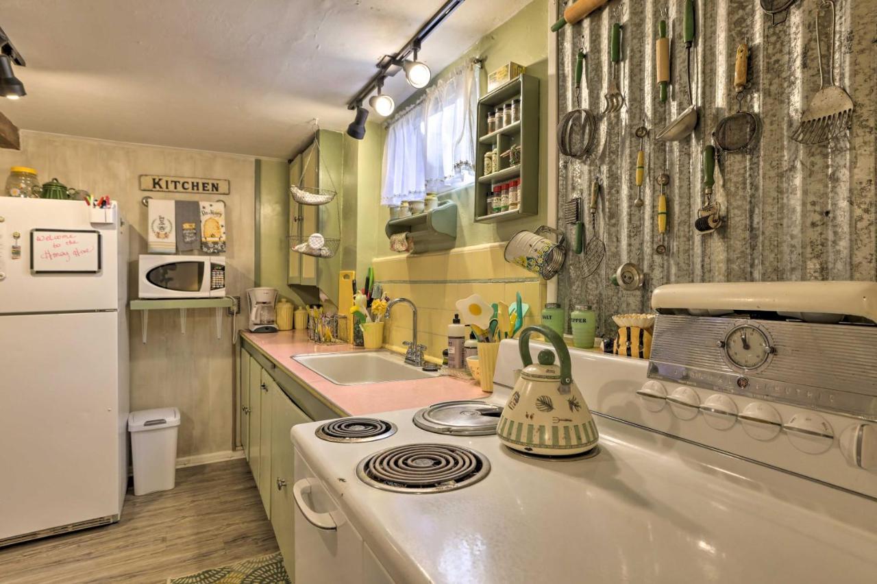 Cozy And Vintage Cedar City Apartment With Fire Pit! Exteriör bild