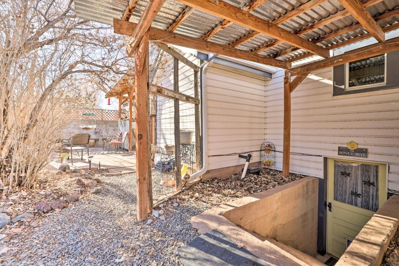 Cozy And Vintage Cedar City Apartment With Fire Pit! Exteriör bild
